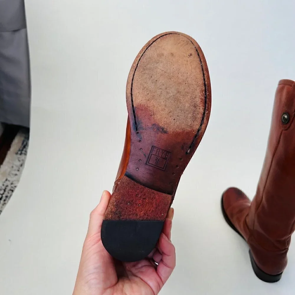Frye Mellisa Buttons Lug Tall riding boots in brown, Size 6.5